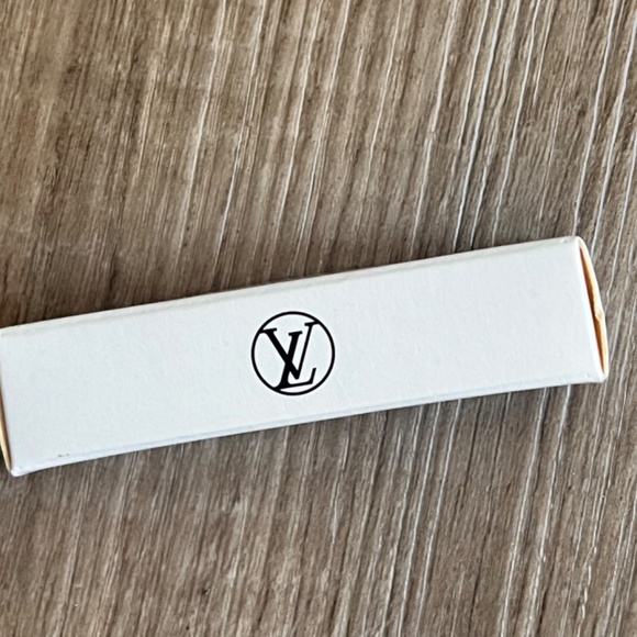 Louis Vuitton Etoile Filante Extrait De Parfum 2ml Sample NEW - Picture 3 of 3